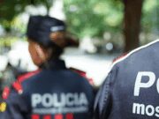 Detenen un home al metro de Barcelona per estafar sis persones amb ajuda en l’adquisició de bitllets