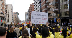 Educació planteja una nova proposta salarial als sindicats, que la rebutgen per ser “més que insuficient”
