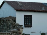 Misteri i mort en una masia de Reus: troben un home sense vida després d’una violenta baralla