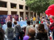 Clínic Obert, BeOne Medicines i l’Hospital Clínic apropen la investigació biomèdica als joves